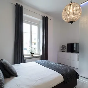 Guest house Executive Double With En-suite In Rue Trevires R3