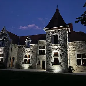 Au Chateau Du Mouillat Guest house
